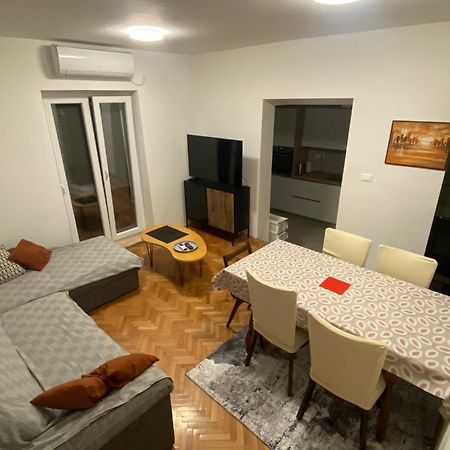Peaceful Apartment 30 Meters From Sea 자다르 외부 사진