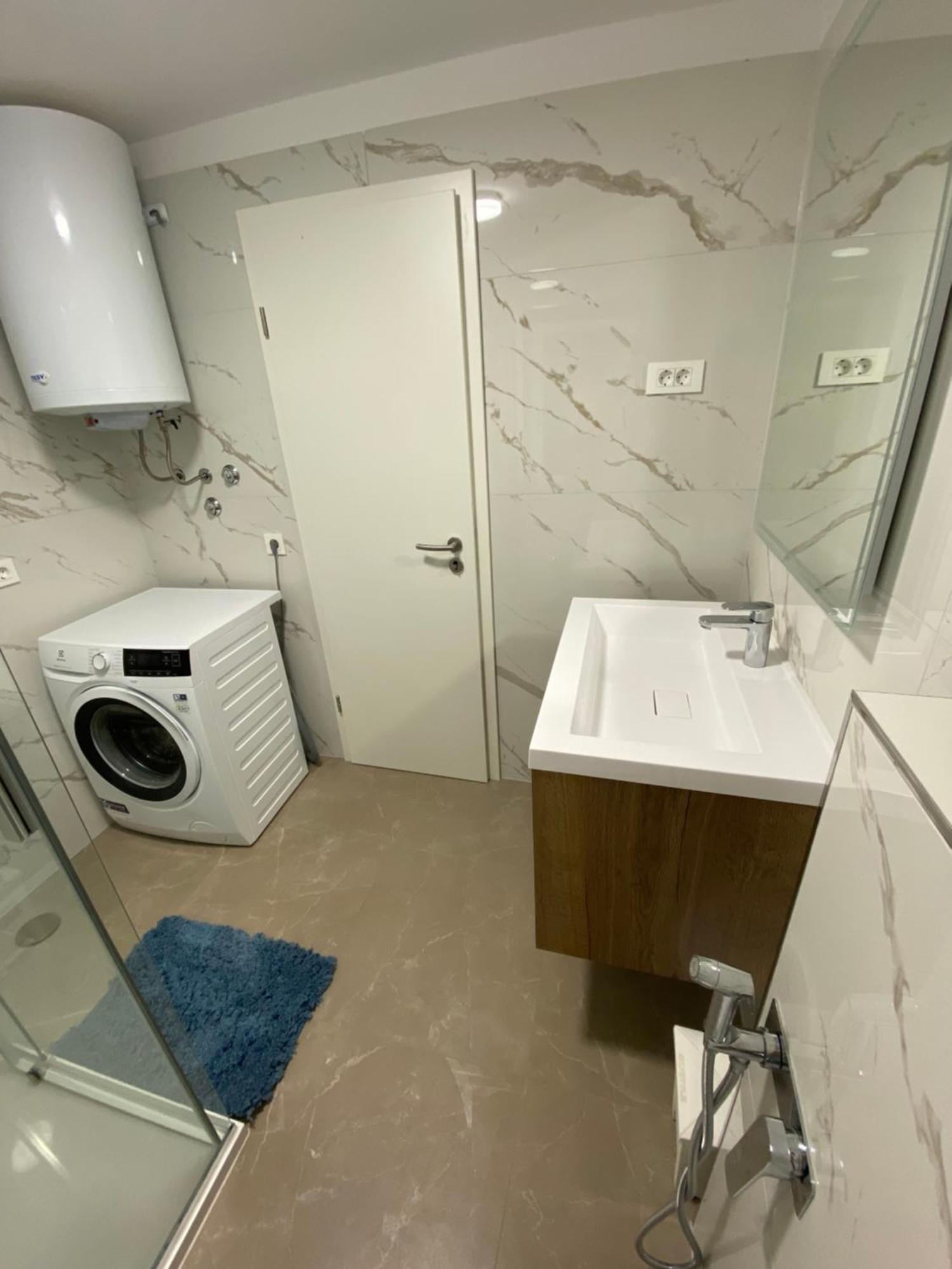 Peaceful Apartment 30 Meters From Sea 자다르 외부 사진